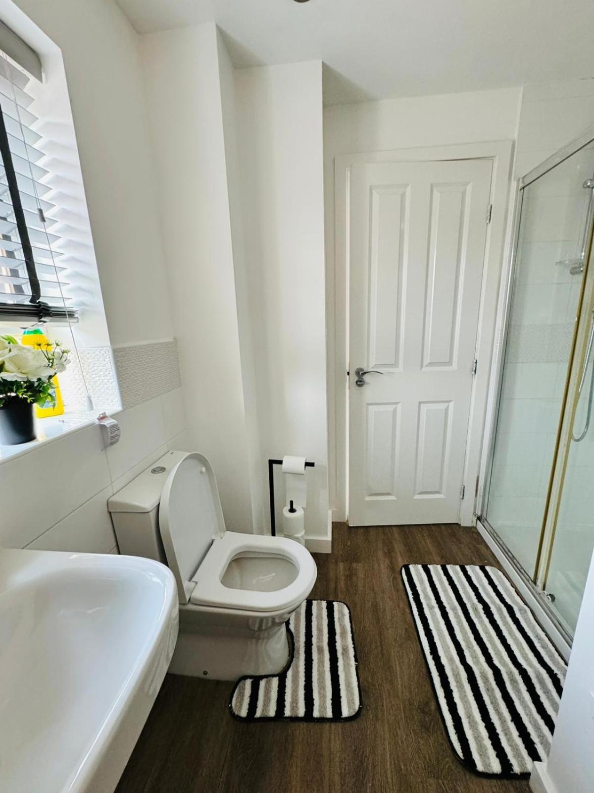 The Grace House Entire 4Bed Detached Villa Peterborough Buitenkant foto